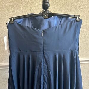 Elegant Navy Strapless Dress New with Tags. Women’s 20